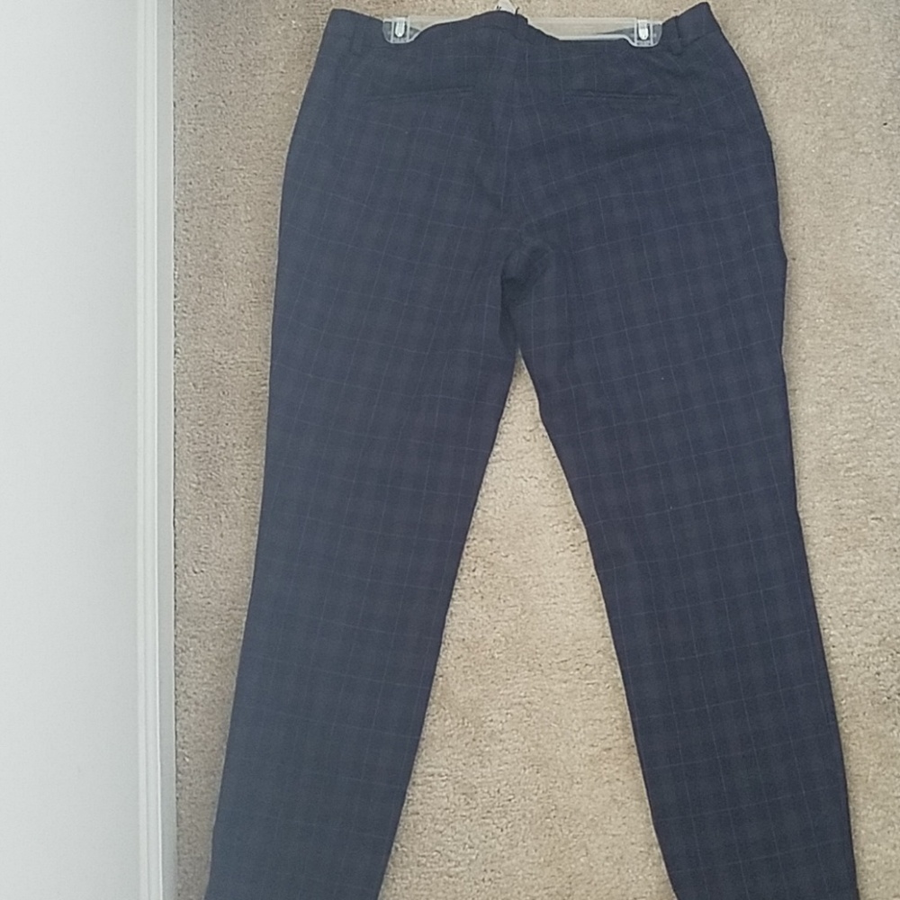 Pants - Picture 2 of 4